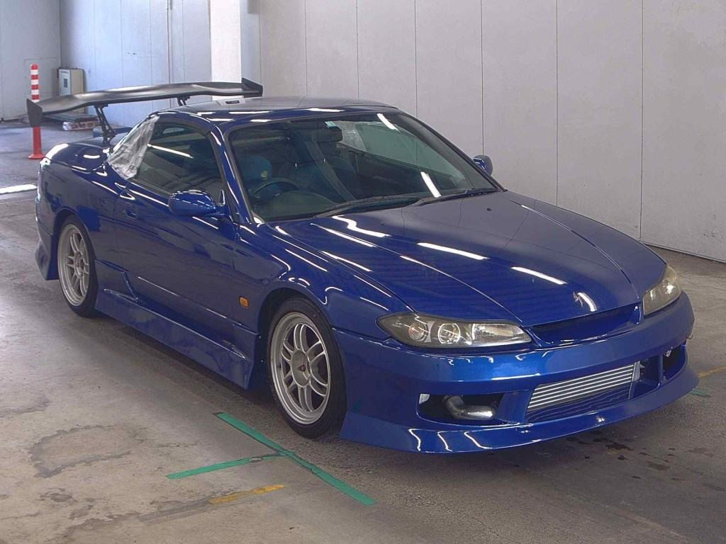 Nissan Silvia 2000 z aukcji japońskiej