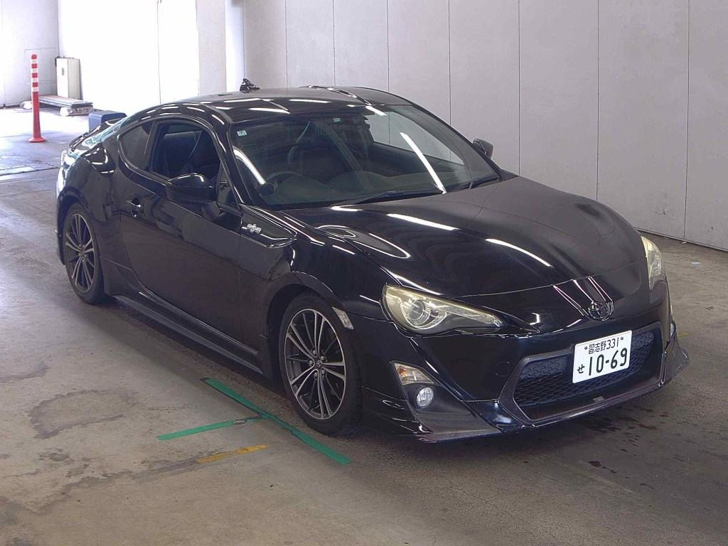 Toyota 86 2012 z aukcji japońskiej