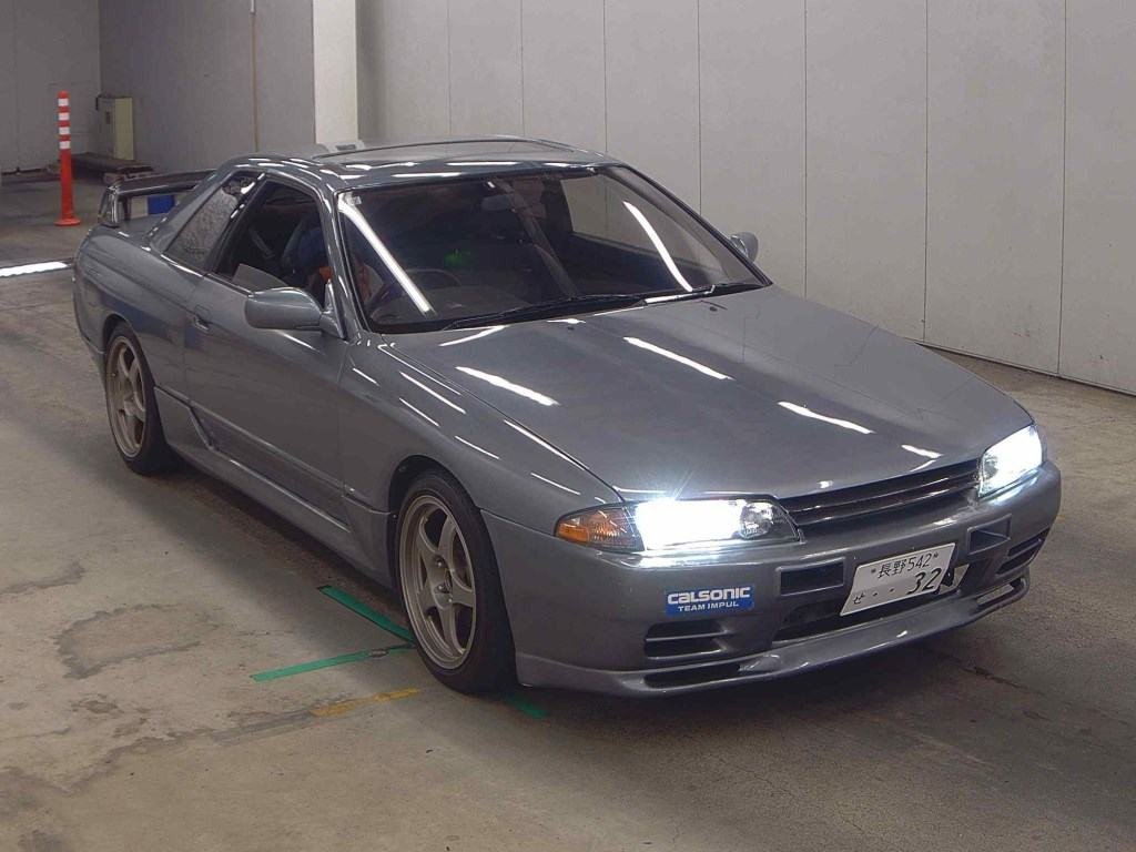 Nissan Skyline 1991 z aukcji japońskiej