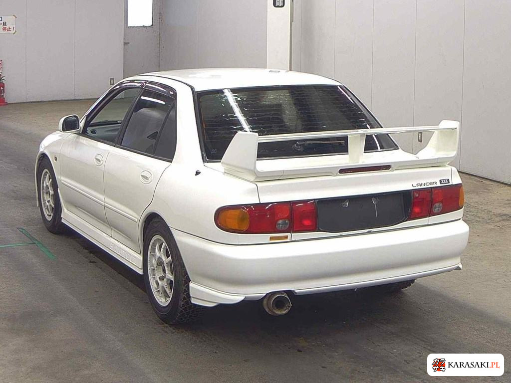 1995 Mitsubishi Lancer 4D 4WD 2
