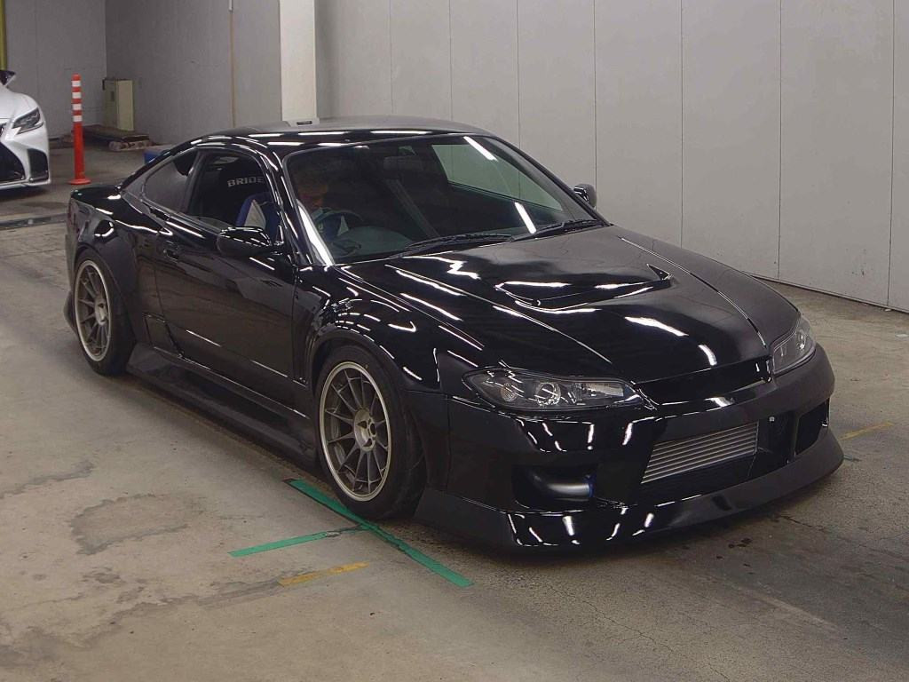 Nissan Silvia 1999 z aukcji japońskiej