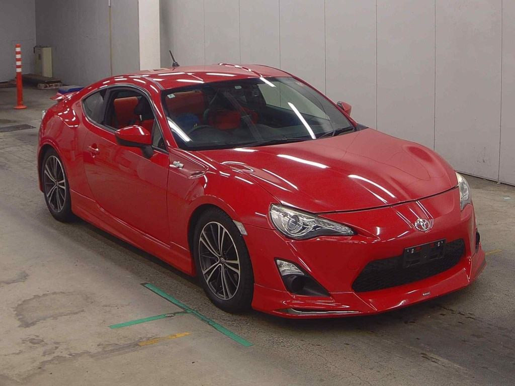 Toyota 86 2014 z aukcji japońskiej