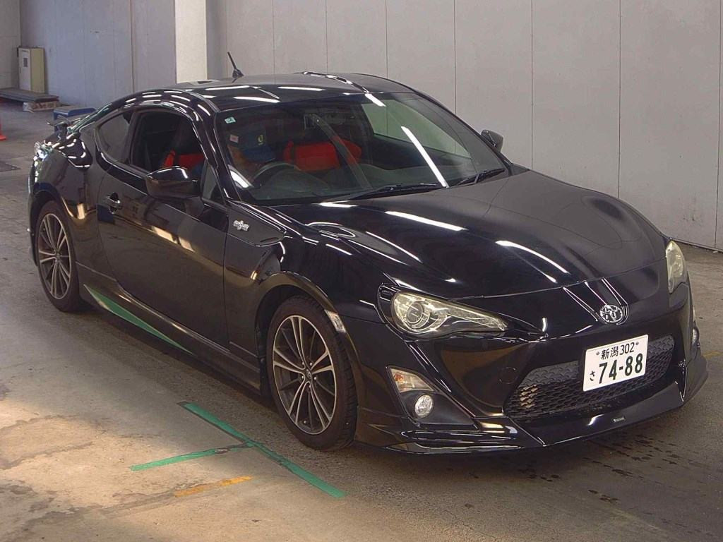 Toyota 86 2012 z aukcji japońskiej