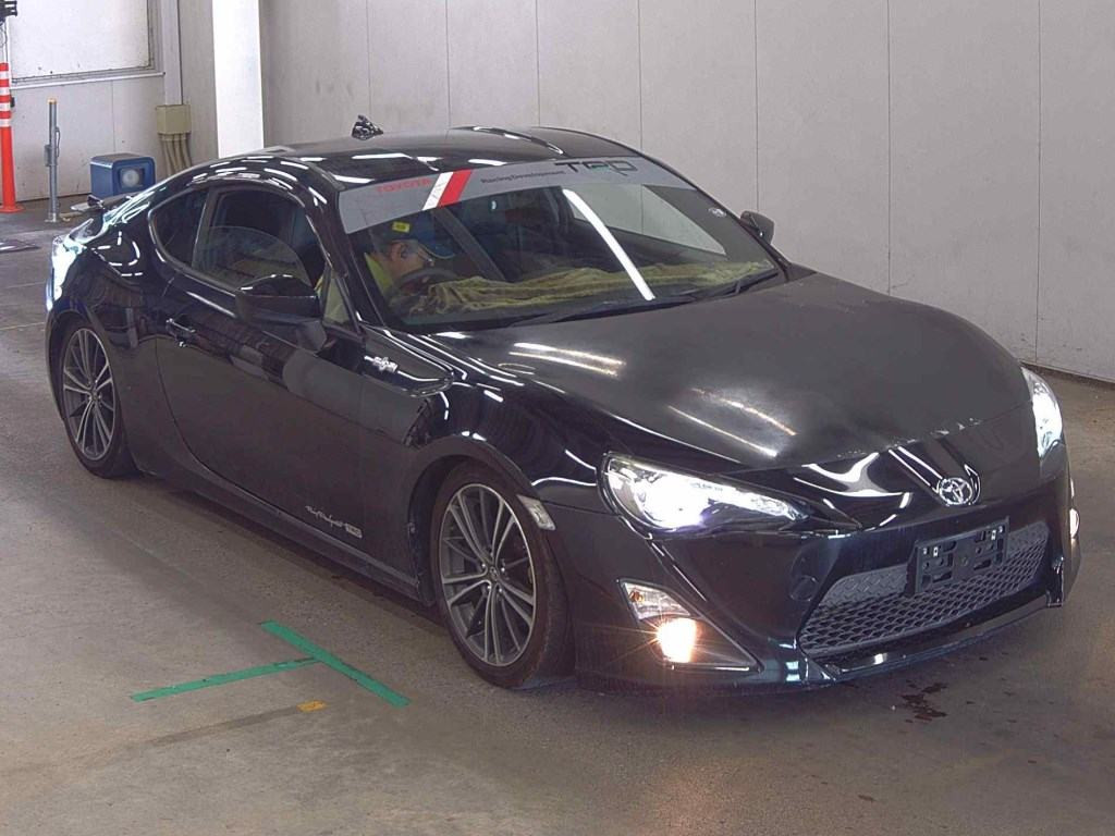 Toyota 86 2012 z aukcji japońskiej