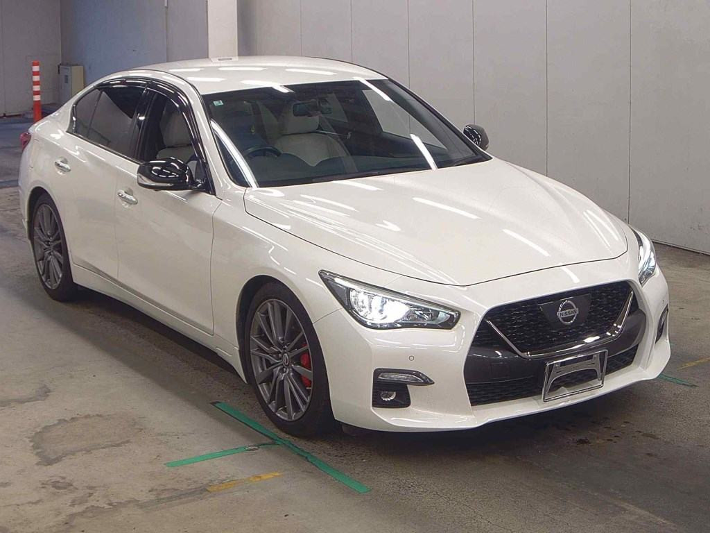 Nissan Skyline 2020 z aukcji japońskiej