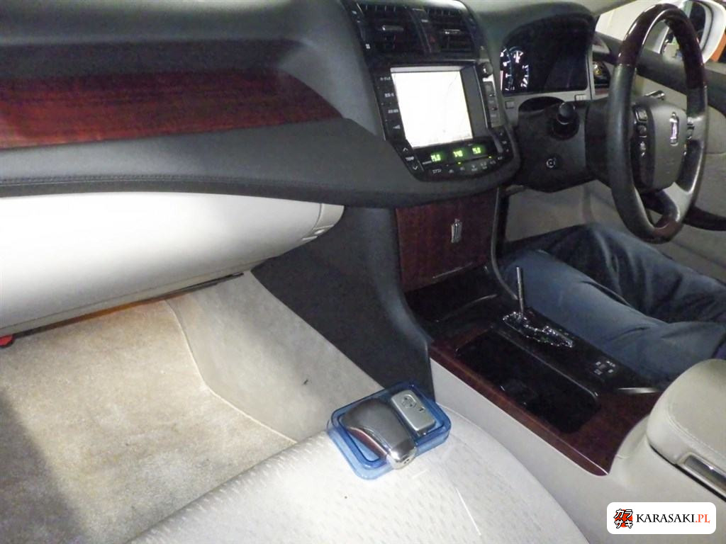 2008 Toyota Crown 4D Royal Saloon Navi Package 5