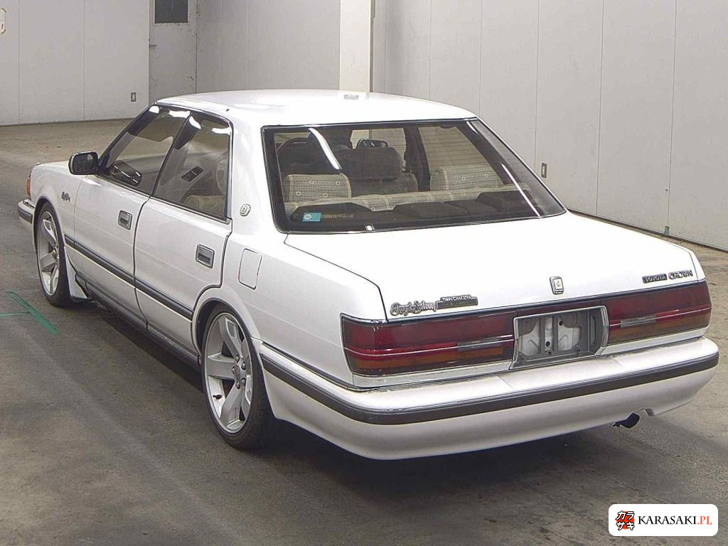 1988 Toyota Crown 4D Royal Saloon 2