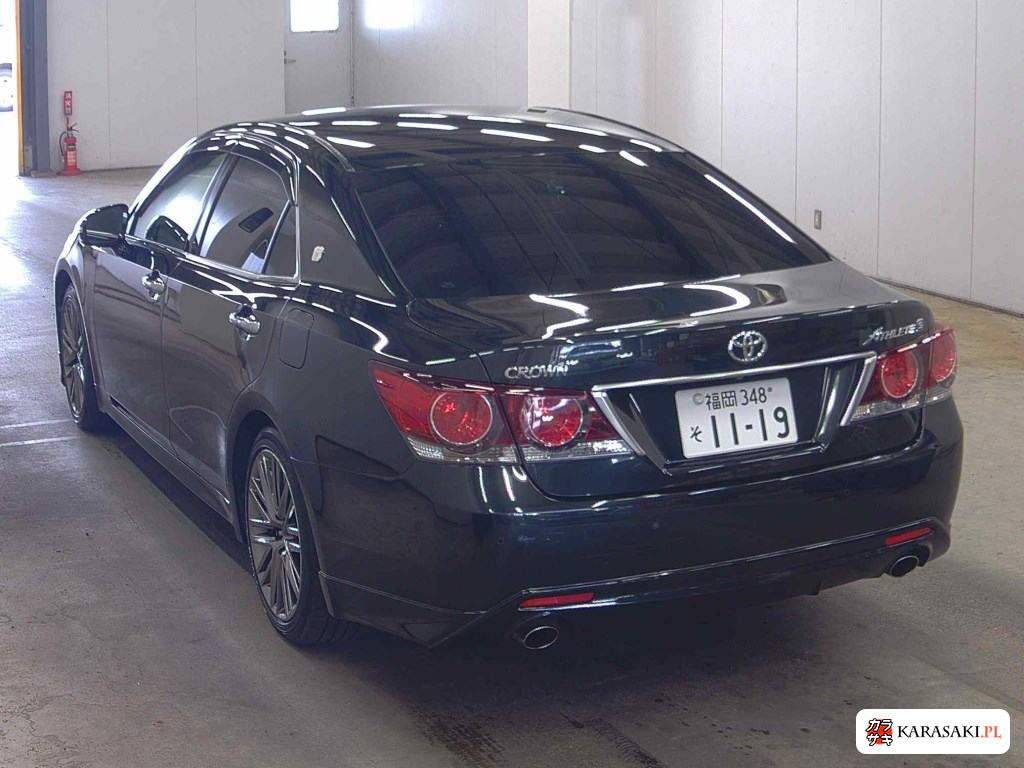 2017 Toyota Crown 4D Athlete S-T J-Frontier 2