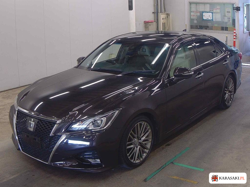 2017 Toyota Crown 4D Athlete G 3