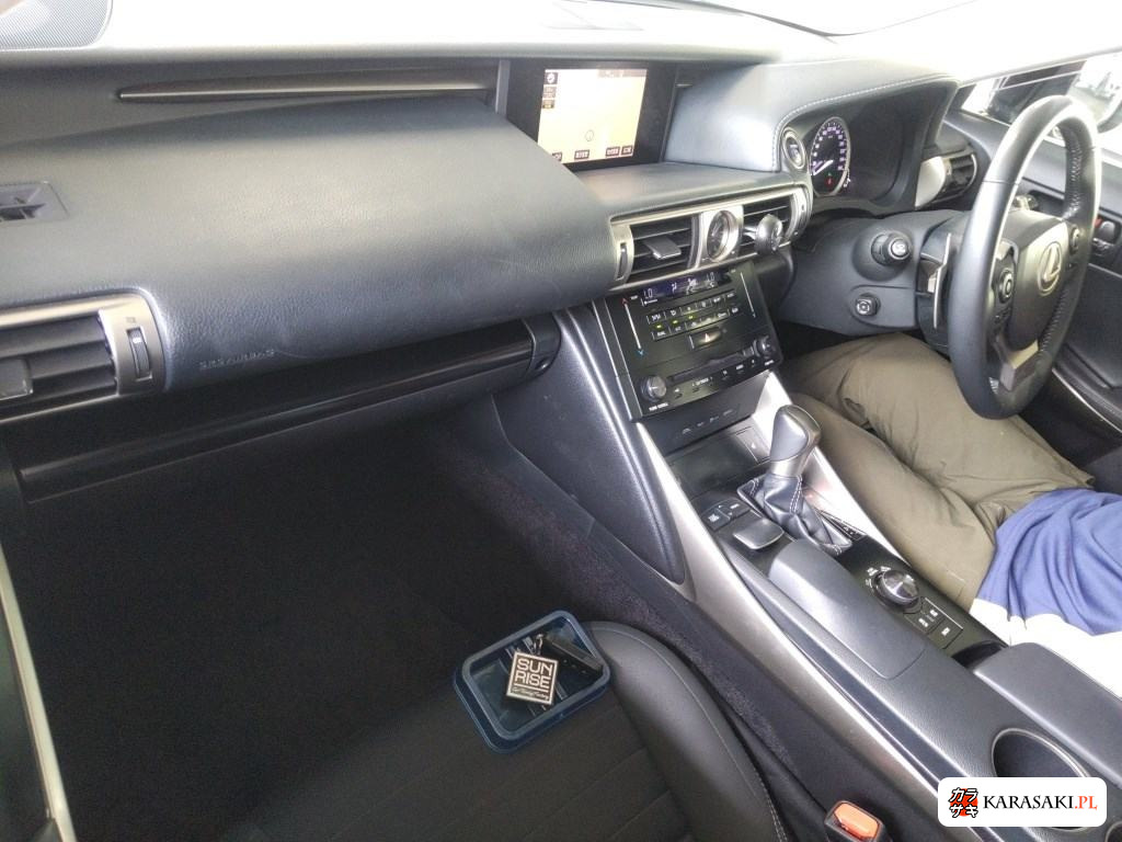 2013 Lexus Is 4D IS300H 5