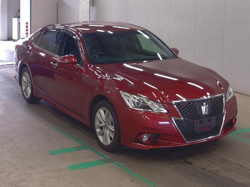 Toyota Crown 2013 z aukcji japońskiej