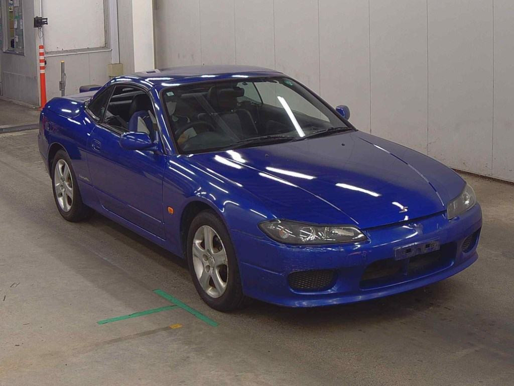 Nissan Silvia 2001 z aukcji japońskiej