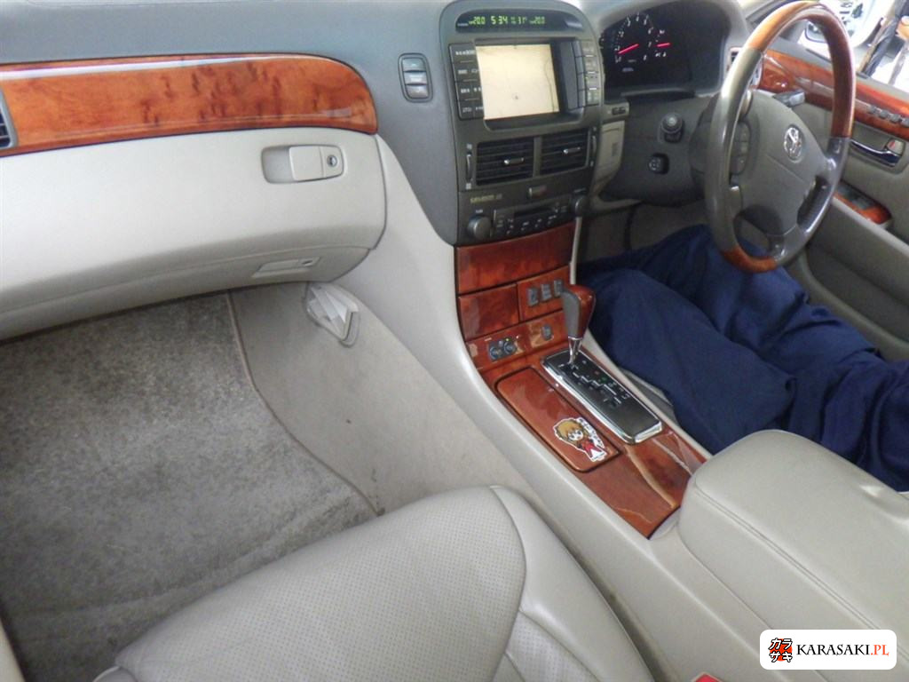 2001 Toyota Celsior C Version 5