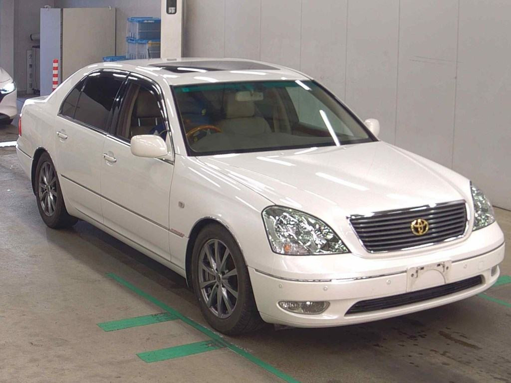 Toyota Celsior 2001 z aukcji japońskiej