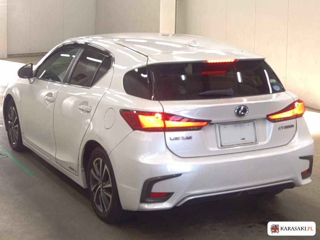 2017 Lexus CT CT200H Version C 2