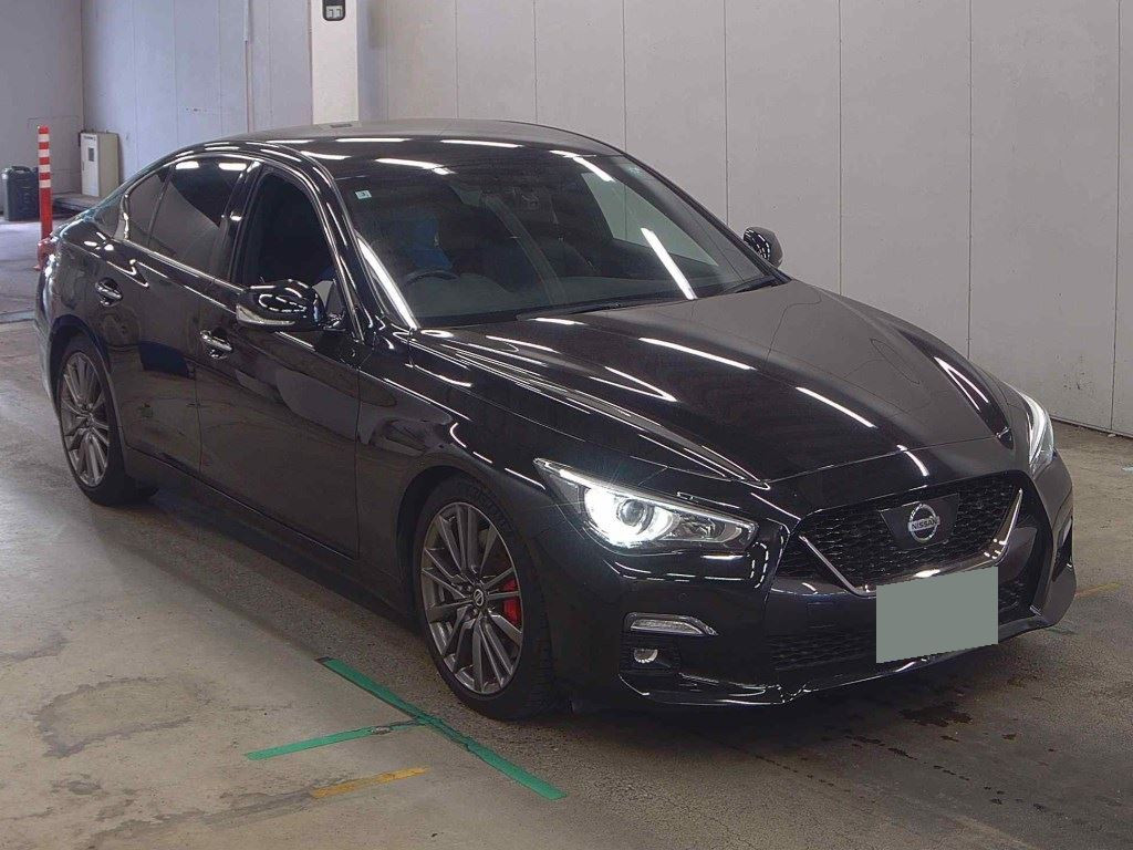 Nissan Skyline 2020 z aukcji japońskiej
