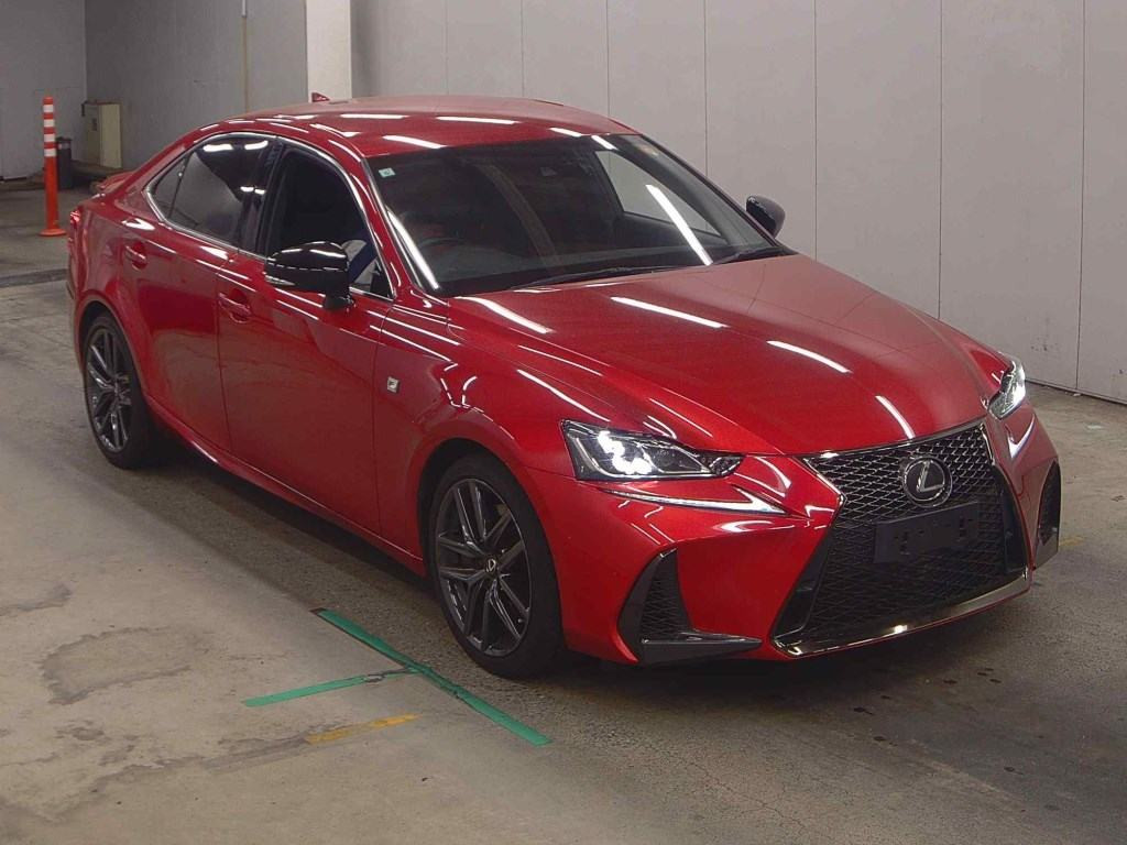 Lexus Is 2019 z aukcji japońskiej