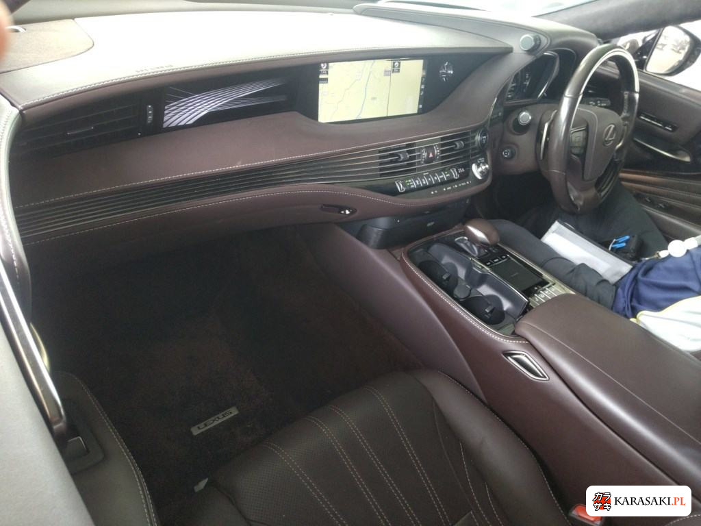 2017 Lexus LS 4WD LS500H Version L 5