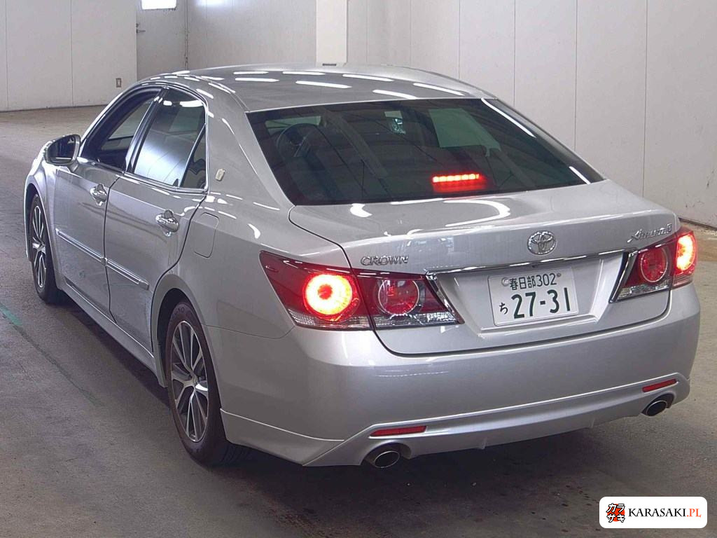 2015 Toyota Crown 4D Athlete S-T 2