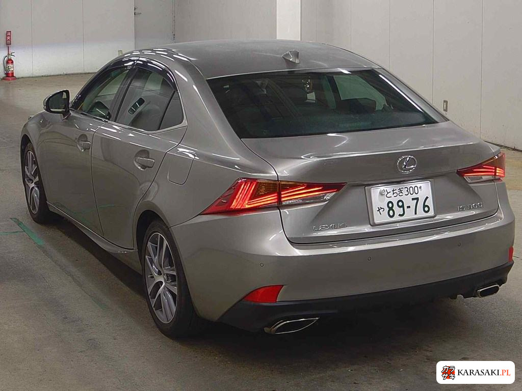 2017 Lexus Is 4D IS300 Version L 2