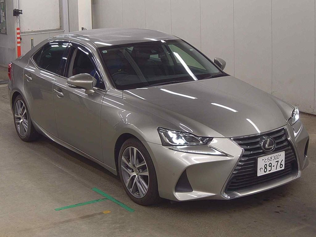 Lexus Is 2017 z aukcji japońskiej