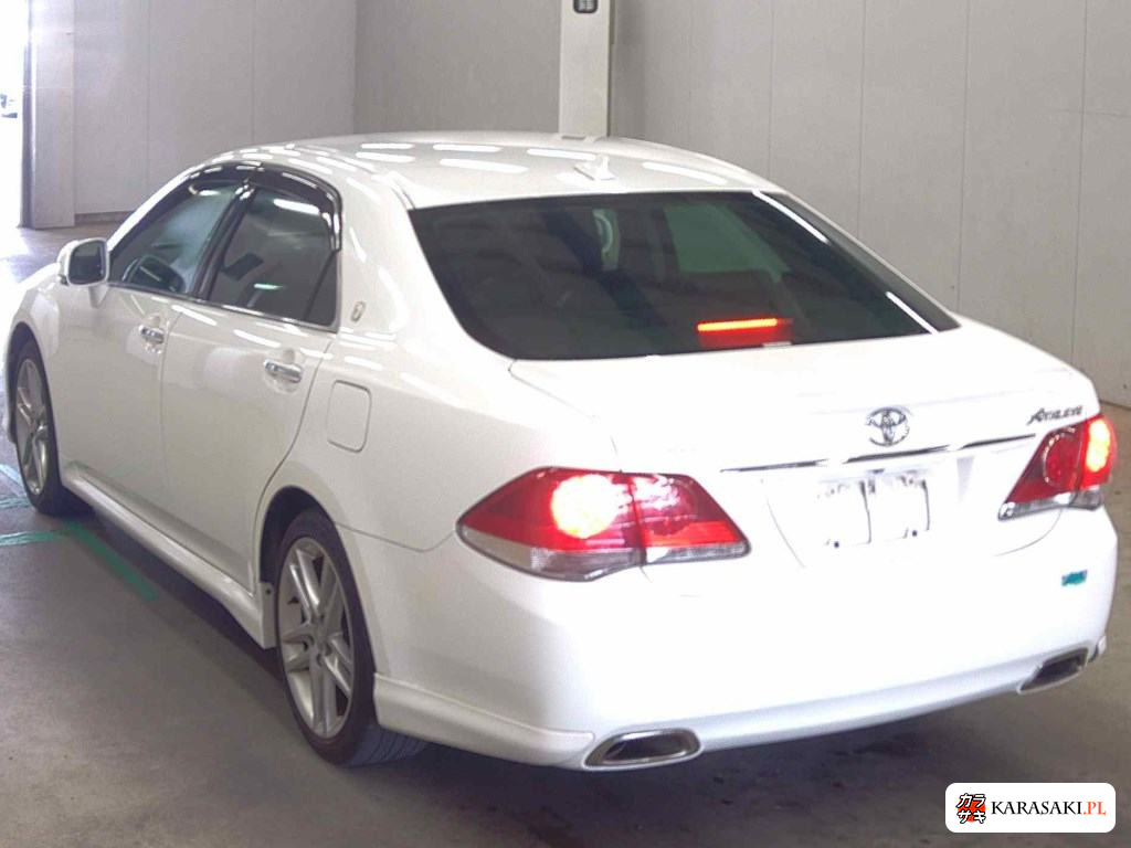 2011 Toyota Crown 4D 2.5 Athlete Anniversary Edition 2