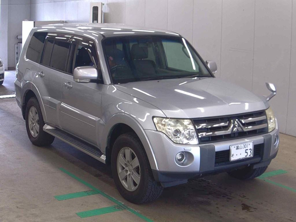 Mitsubishi Pajero 2008 z aukcji japońskiej
