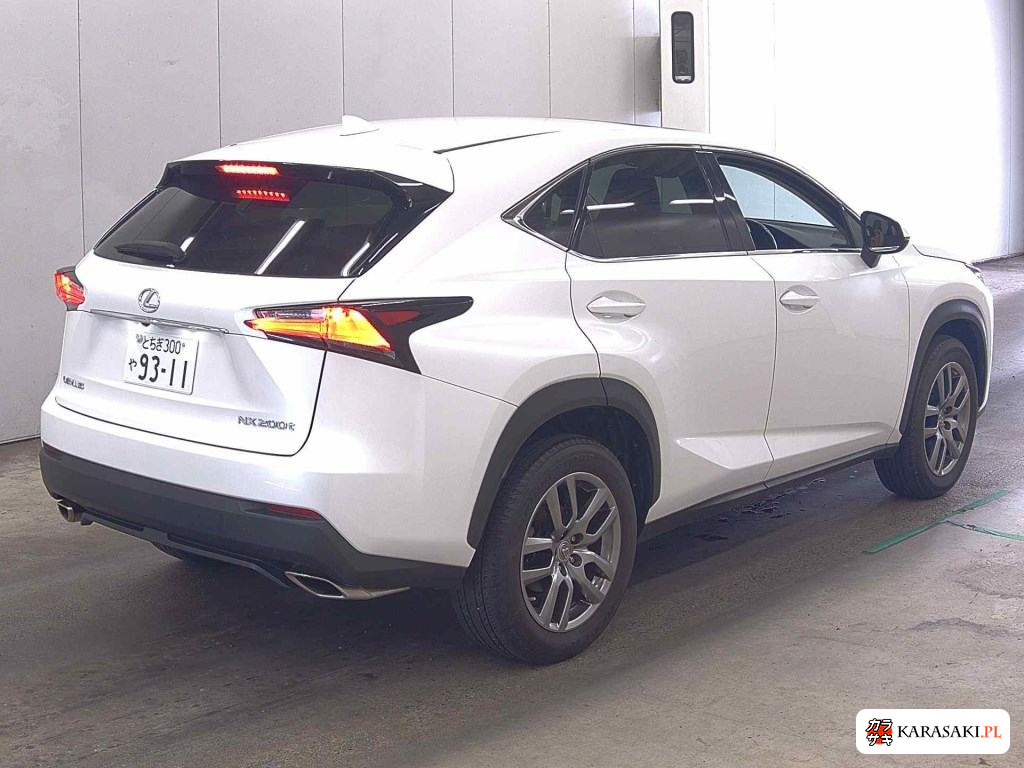 2015 Lexus NX NX200T Version L 4