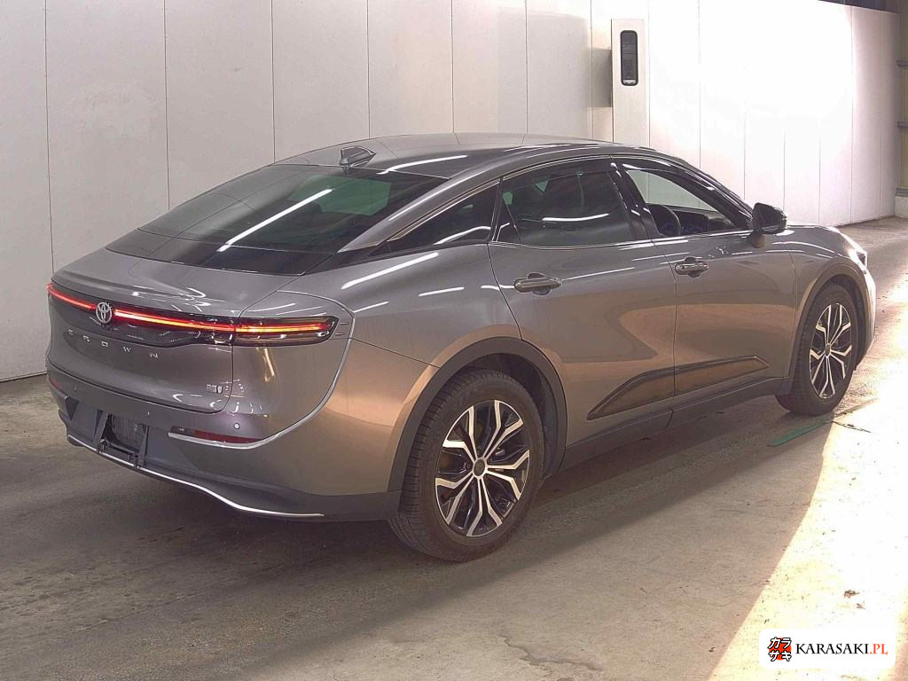 2023 Toyota Crown Crossover 4WD G Advanced 4