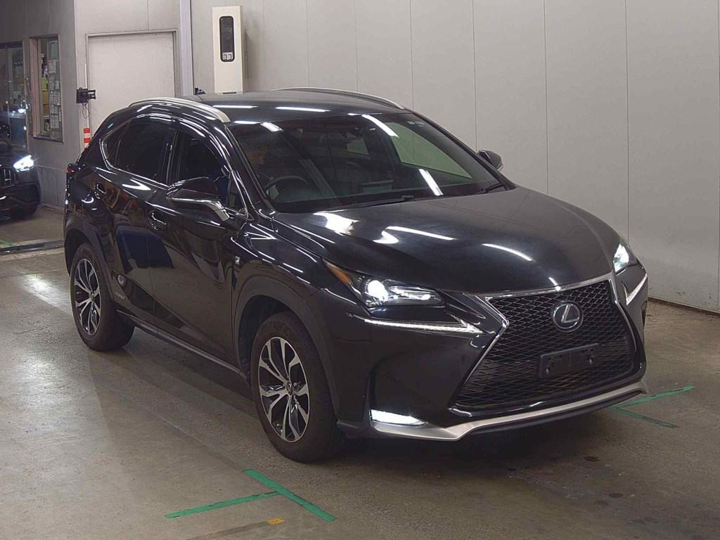 Lexus NX 2015 z aukcji japońskiej