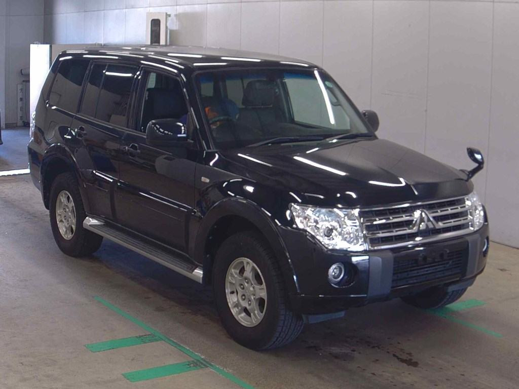 Mitsubishi Pajero 2010 z aukcji japońskiej
