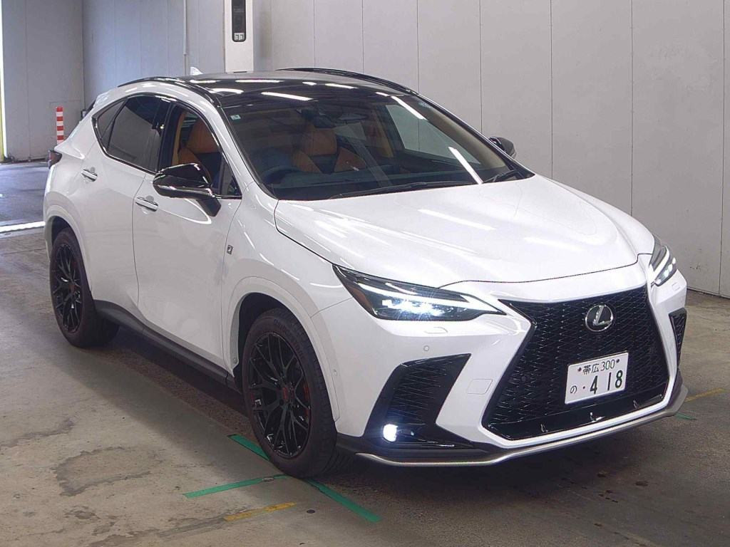 Lexus NX 2025 z aukcji japońskiej