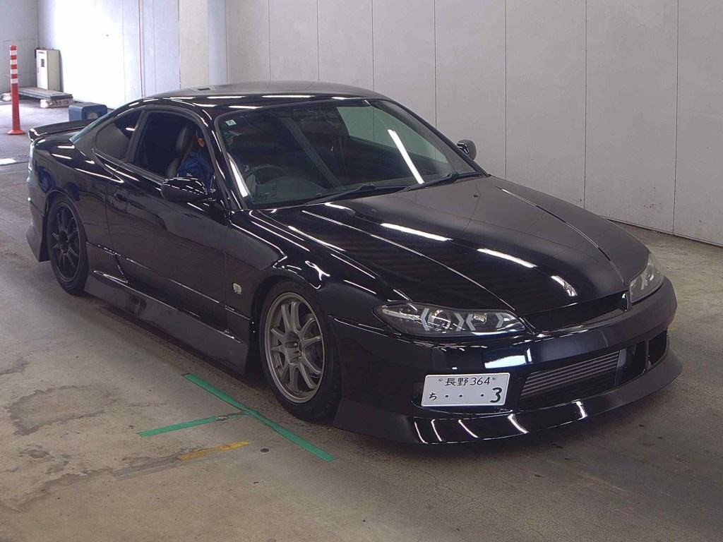Nissan Silvia 2002 z aukcji japońskiej