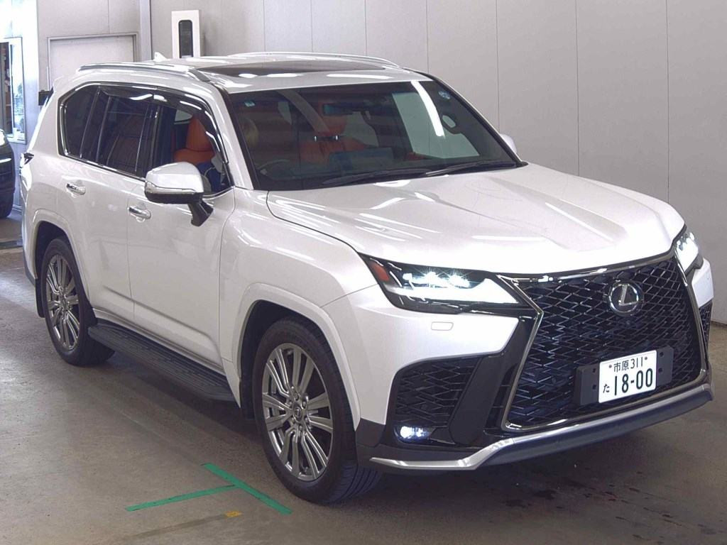 Lexus LX 2023 z aukcji japońskiej