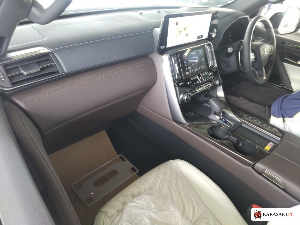 2025 Lexus LX 4WD LX700H 5
