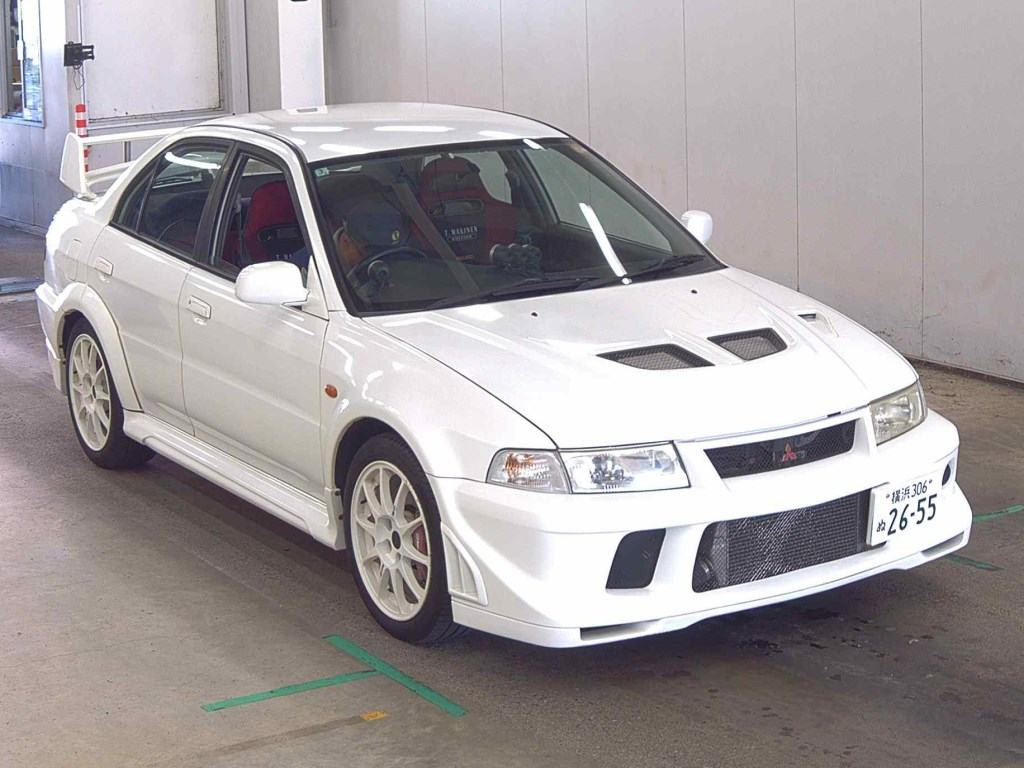 Mitsubishi Lancer 2000 z aukcji japońskiej