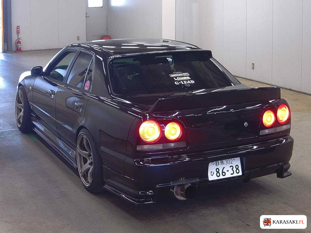 2000 Nissan Skyline 4D 2