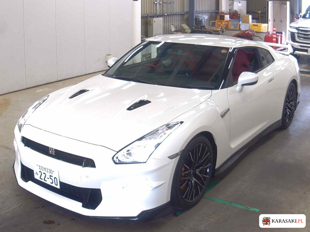 2024 Nissan GT-R 4WD Premium Edition 3