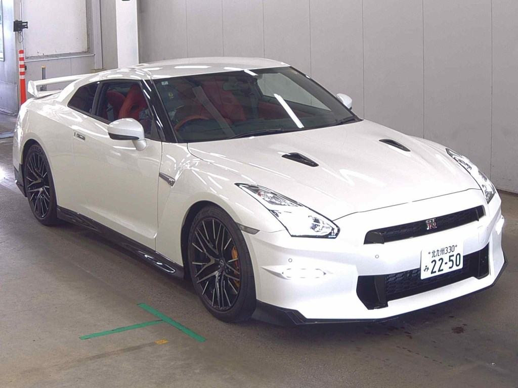 Nissan GT-R 2024 z aukcji japońskiej