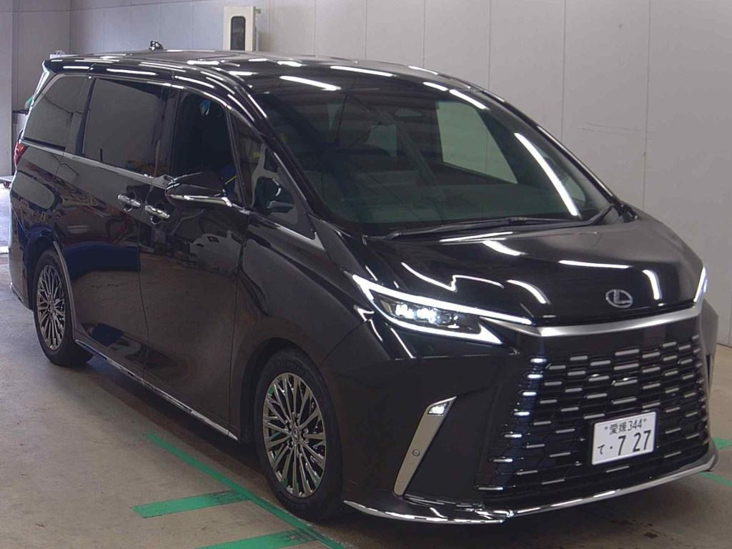 Lexus LM 2024 z aukcji japońskiej