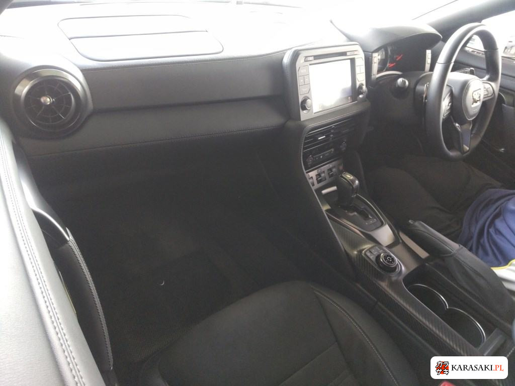 2025 Nissan GT-R 4WD Pure Edition 5