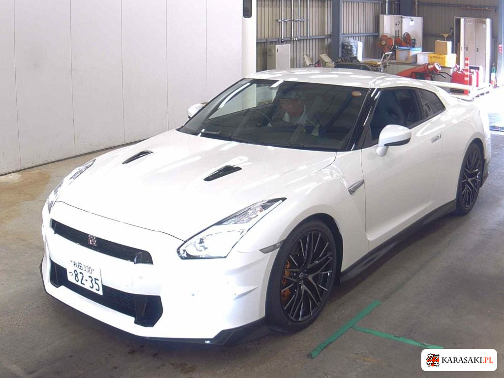 2025 Nissan GT-R 4WD Pure Edition 3