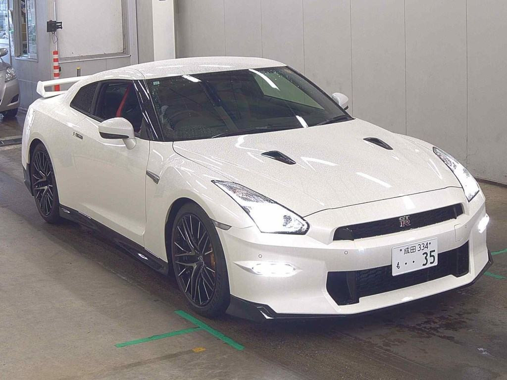 Nissan GT-R 2023 z aukcji japońskiej