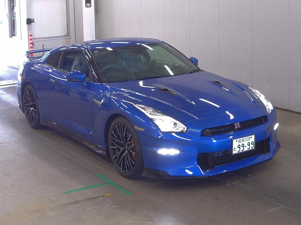 Nissan GT-R 2024 z aukcji japońskiej