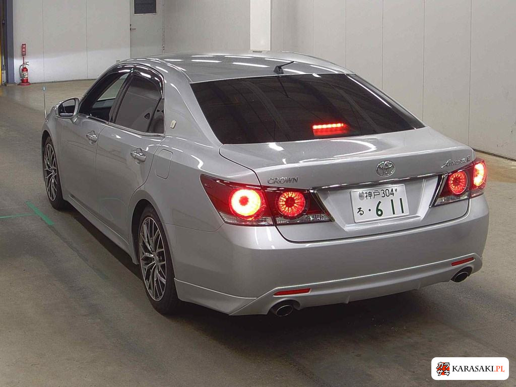 2015 Toyota Crown 4D Athlete S-T 2