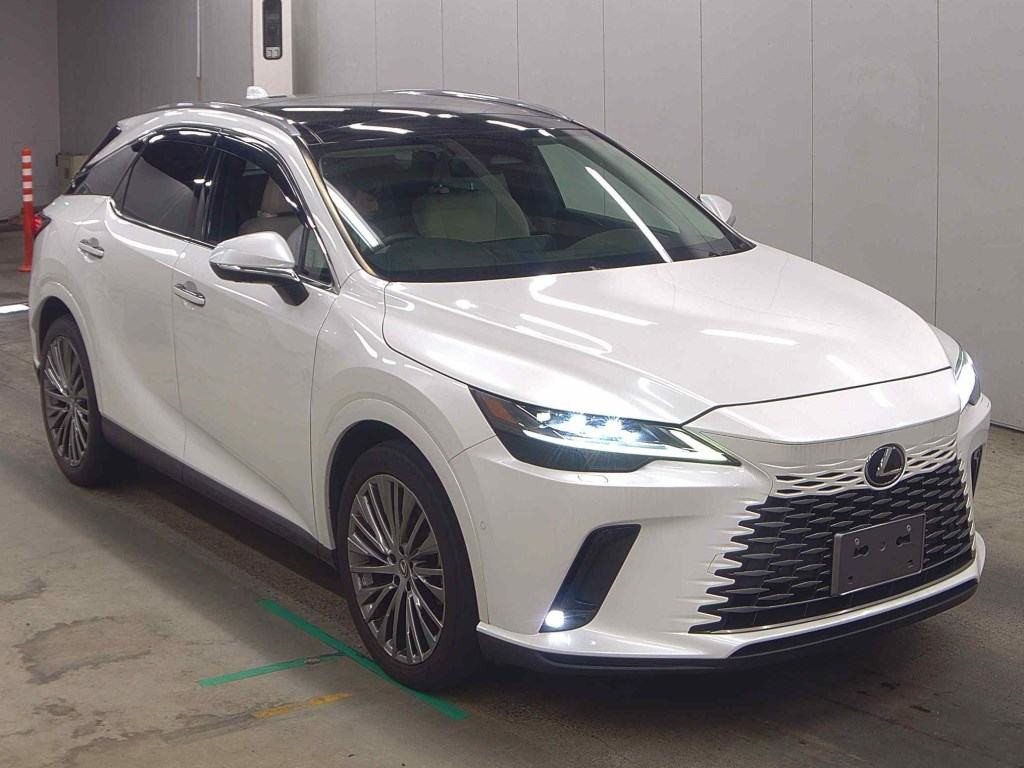 Lexus RX 2023 z aukcji japońskiej