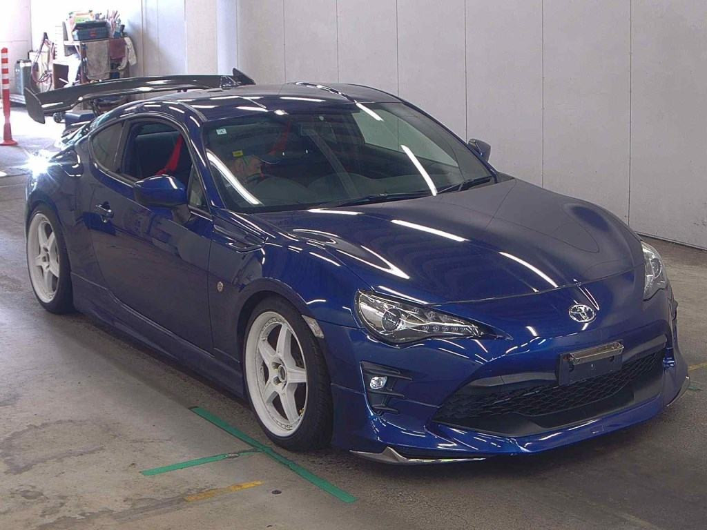 Toyota 86 2017 z aukcji japońskiej