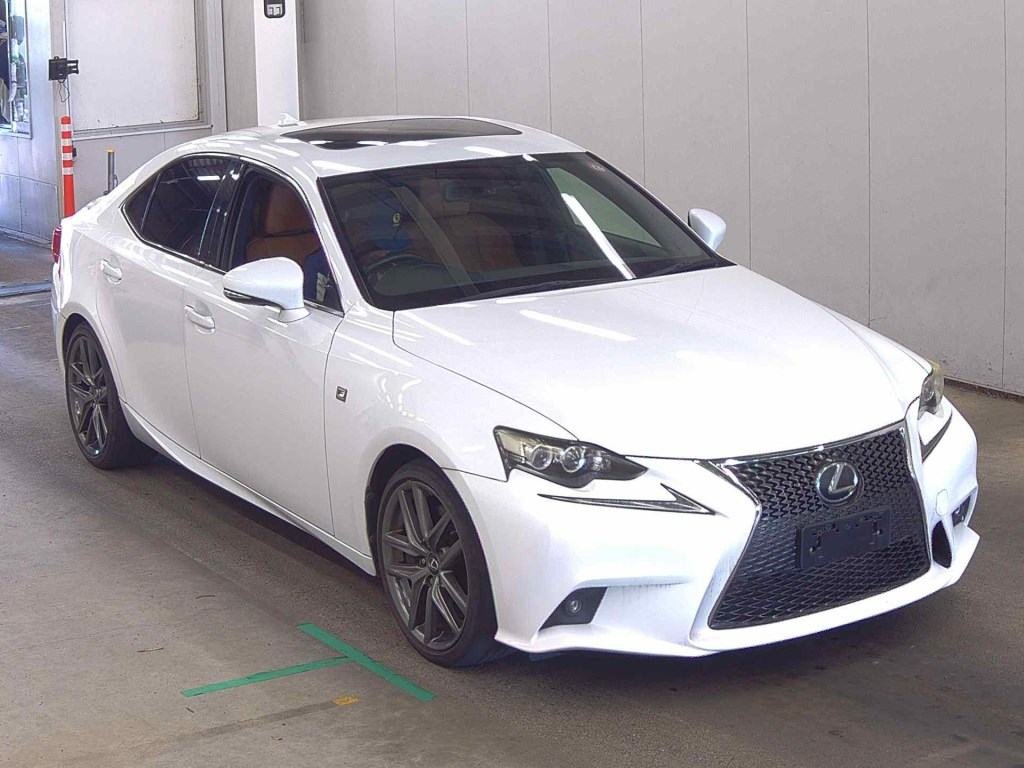 Lexus Is 2013 z aukcji japońskiej