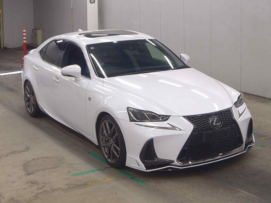 Lexus Is 2018 z aukcji japońskiej