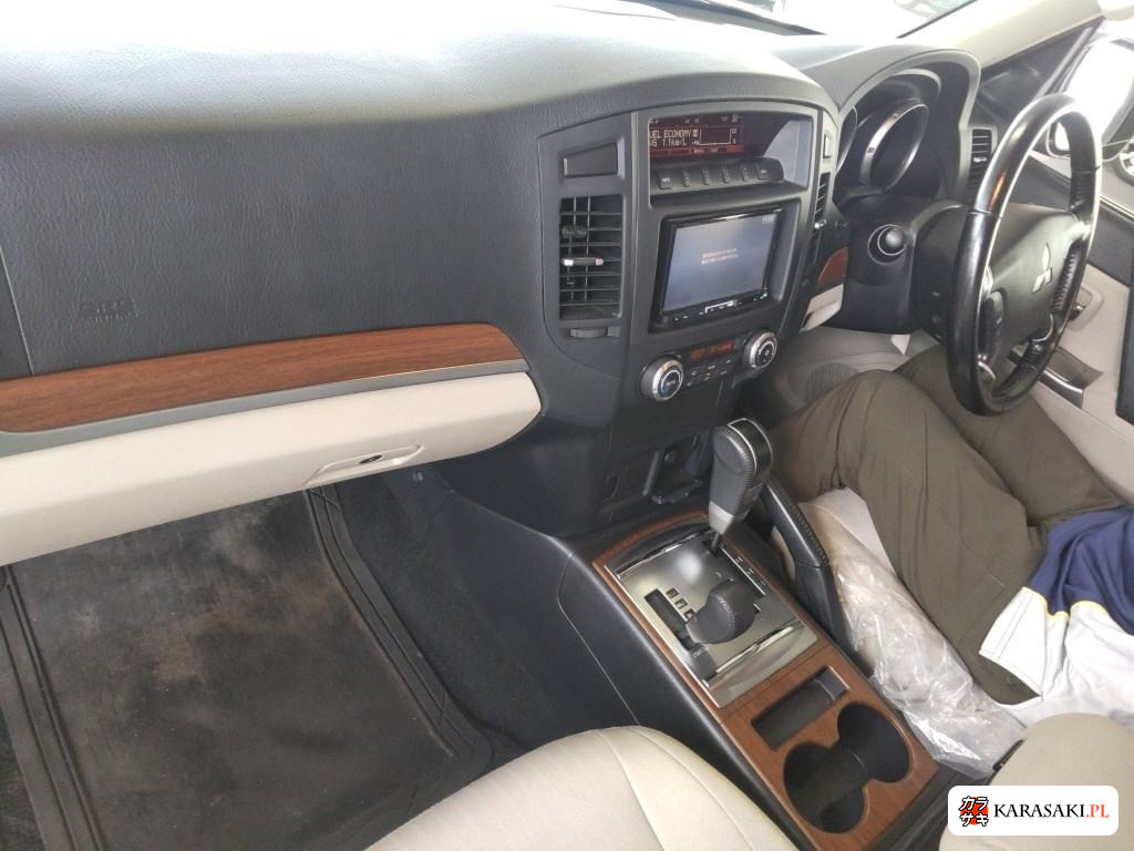 2012 Mitsubishi Pajero 5D 4WD Long Exceed 5